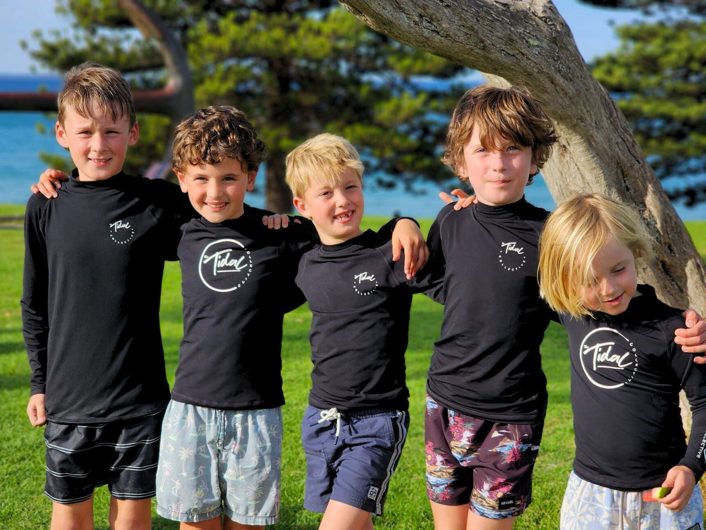 Kids Fleece Lined Rash Vest Sizes 1-8 - Indiana Black