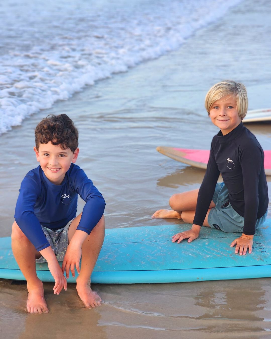 Kids Fleece Lined Rash Vest Sizes 1-8 - Pacific Black